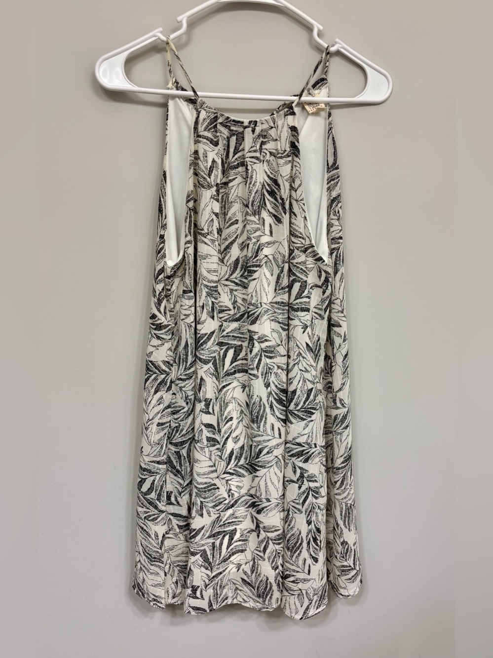 Beach Black & White Leaf-Print Halter Mini Dress
